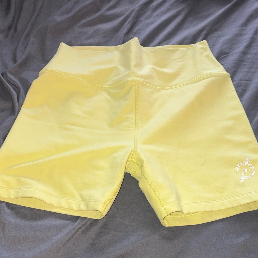 Peloton Neon Yellow Women's Shorts